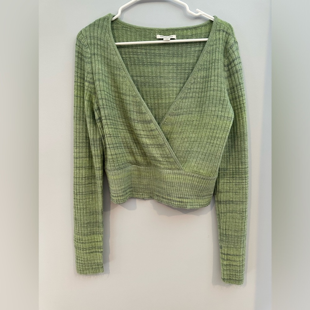 American Eagle V Neck Crop Top Sweater